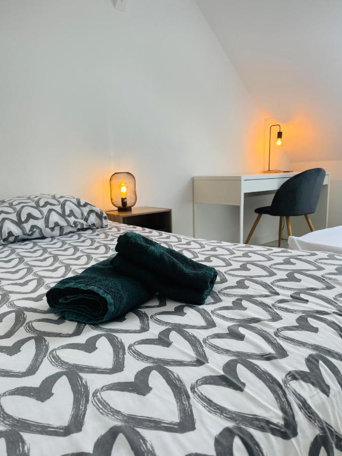 Superbe appartement en résidence avec parking Loudéac Extérieur photo