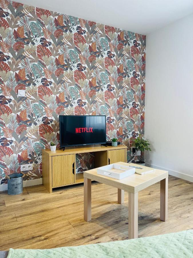 Superbe appartement en résidence avec parking Loudéac Extérieur photo